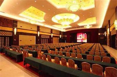 安徽金孔雀溫泉旅游度假村 黨政會議定點與展覽展示服務的雙重優勢